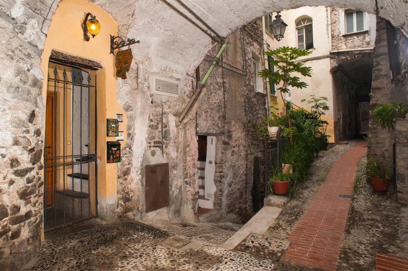 B&B Il Libro Verde Dolceacqua Ngoại thất bức ảnh